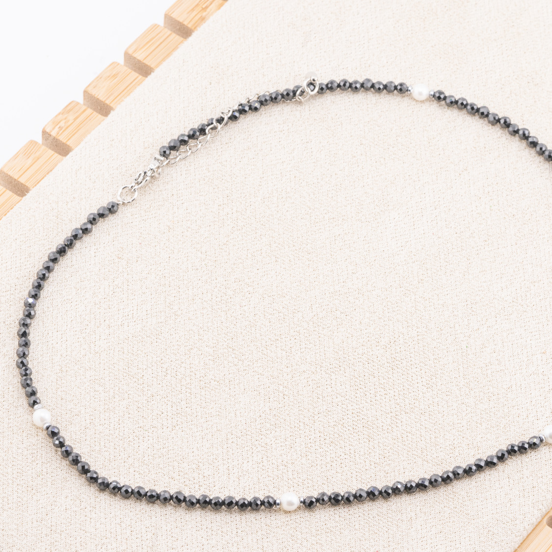 Collana con Cristalli Neri E Perle Di Maiorca Con Chiusura e Catenina In Acciaio Rodiato 10pz-COLLANE BIJOUX | Worldofjewel.com