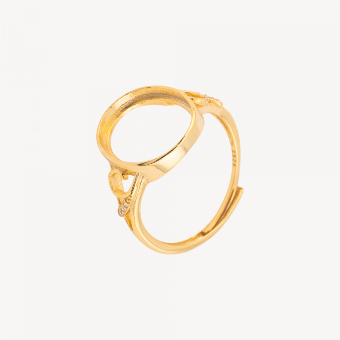 Base Per Anelli Di Argento 925 A Castone Ovale con Incisioni e Strass 12,8x14,8mm Misura Regolabile 1pz Dorato-BASE PARA ANILLOS | Worldofjewel.com