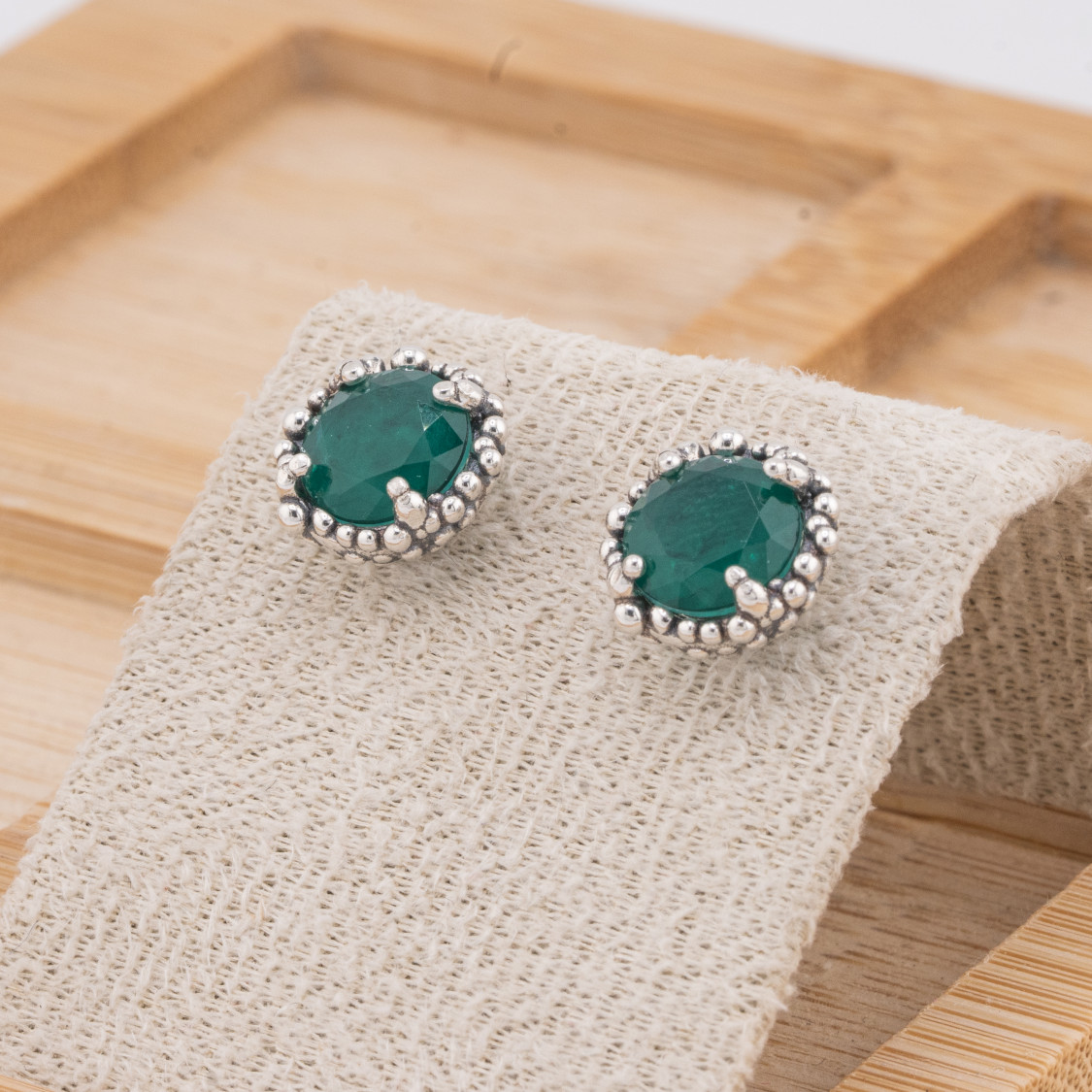 Orecchini Gioiello In Argento 925 Microfusione Puntinato Con Zircone 11mm MOD4484 Verde Smeraldo-SILVER 925 DESIGN ITALY | Worldofjewel.com