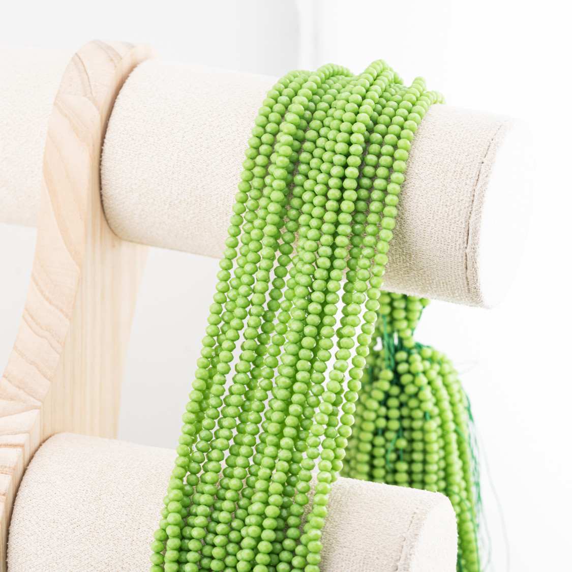 Perline Di Cristalli Rondelle Sfaccettate 3,5x2,5mm 10 FILI Su Filo Di Cotone Pronti all'uso Verde Foglia-RONDELLE 3,5x2,5mm | Worldofjewel.com