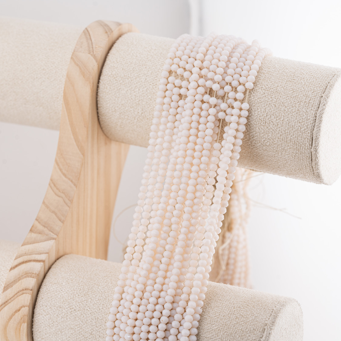 Perline Di Cristalli Rondelle Sfaccettate 3,5x2,5mm 10 FILI Su Filo Di Cotone Pronti all'uso Rosa Antico Chiaro-RONDELLE 3,5x2,5mm | Worldofjewel.com