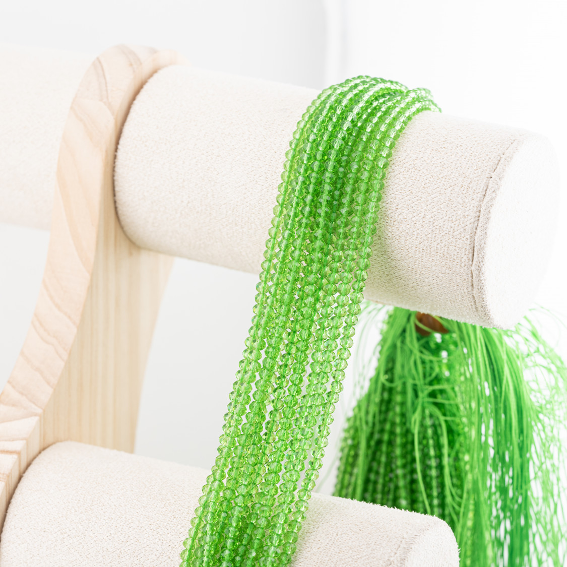 Perline Di Cristalli Rondelle Sfaccettate 3,5x2,5mm 10 FILI Su Filo Di Cotone Pronti all'uso Verde Intenso Trasparente-RONDELLE 3,5x2,5mm | Worldofjewel.com