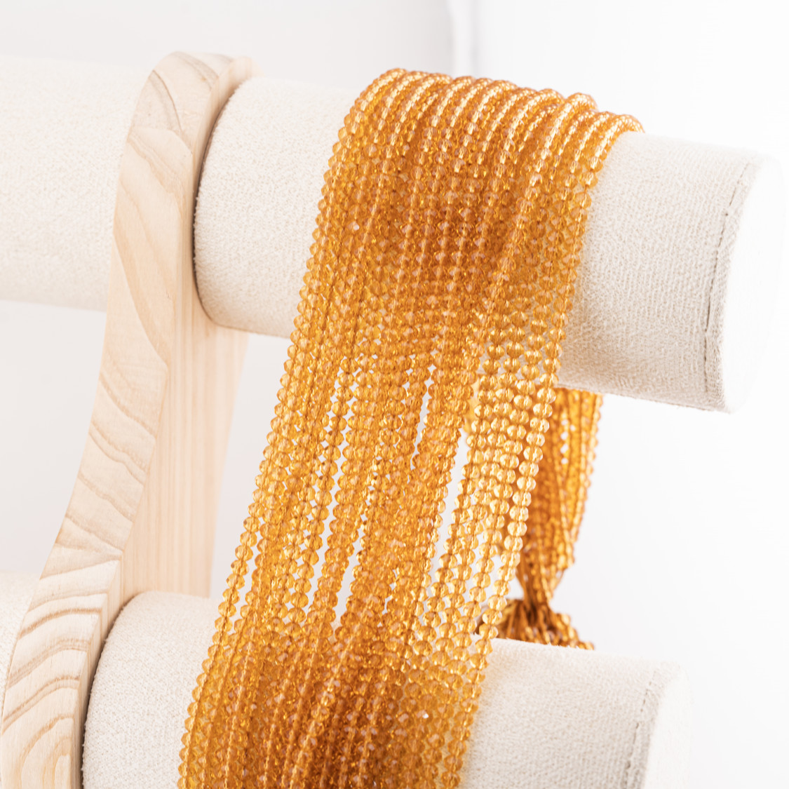 Perline Di Cristalli Rondelle Sfaccettate 3,5x2,5mm 10 FILI Su Filo Di Cotone Pronti all'uso Ambra Chiara Trasparente-RONDELLE 3,5x2,5mm | Worldofjewel.com