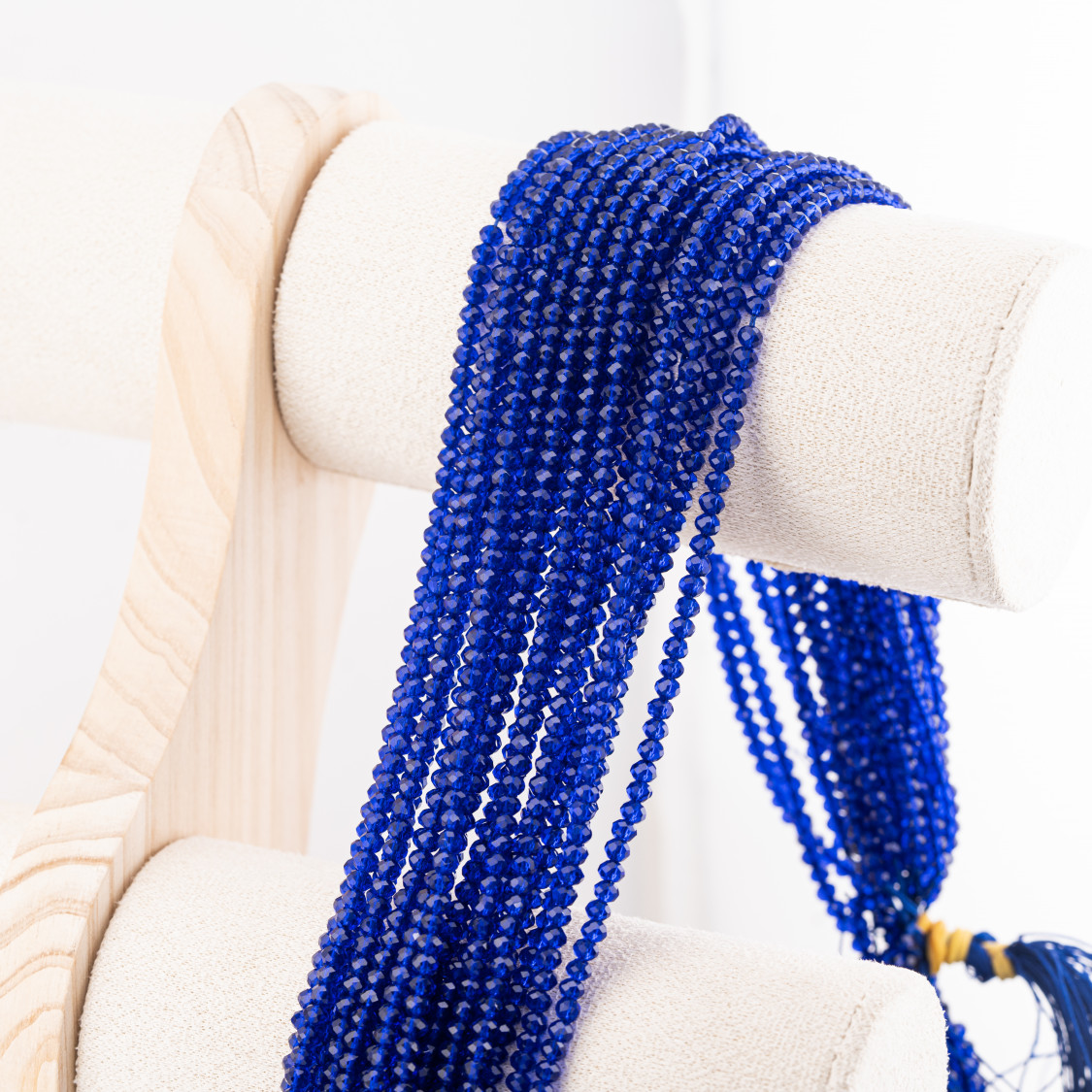 Perline Di Cristalli Rondelle Sfaccettate 3,5x2,5mm 10 FILI Su Filo Di Cotone Pronti all'uso Blu Notte Trasparente-RONDELLE 3,5x2,5mm | Worldofjewel.com