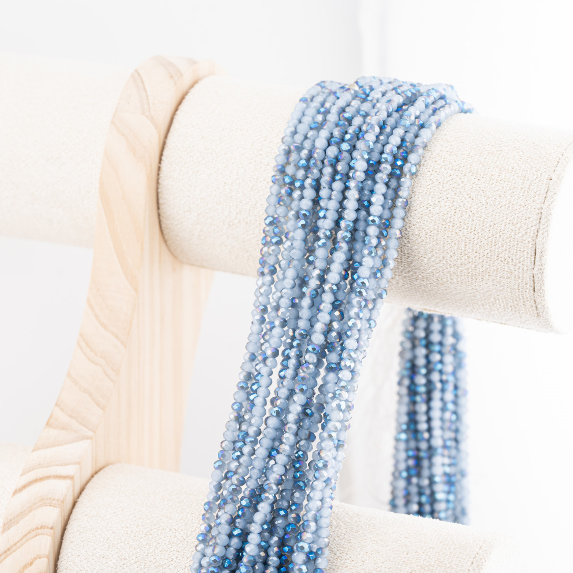 Perline Di Cristalli Rondelle Sfaccettate 3,5x2,5mm 10 FILI Su Filo Di Cotone Pronti all'uso Ciano Splendente-RONDELLE 3,5x2,5mm | Worldofjewel.com