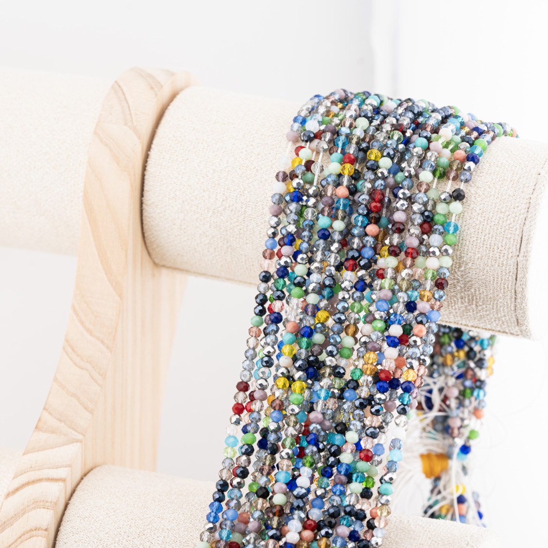 Perline Di Cristalli Rondelle Sfaccettate 3,5x2,5mm 10 FILI Su Filo Di Cotone Pronti all'uso Multicolor Splendente-RONDELLE 3,5x2,5mm | Worldofjewel.com