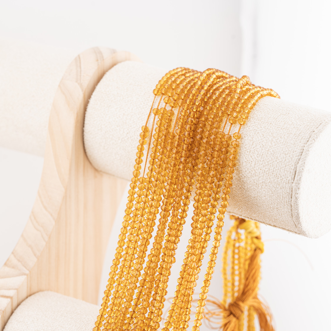 Perline Di Cristalli Rondelle Sfaccettate 3,5x2,5mm 10 FILI Su Filo Di Cotone Pronti all'uso Beige Trasparente-RONDELLE 3,5x2,5mm | Worldofjewel.com Perline Di Cristalli Rondelle Sfaccettate 3,5x2,5mm 10 FILI Su Filo Di Cotone Pronti all'uso Beige Trasparente-RONDELLE 3,5x2,5mm | Worldofjewel.com