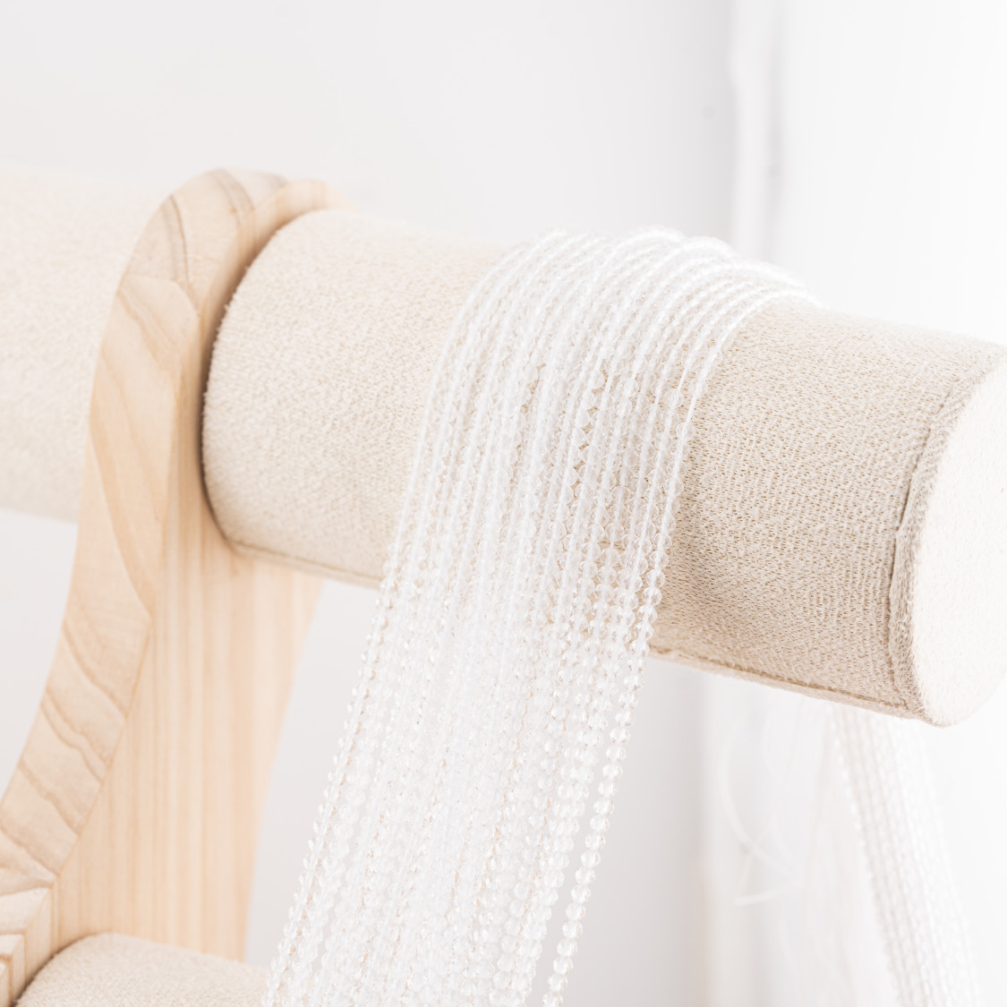 Perline Di Cristalli Rondelle Sfaccettate 3,5x2,5mm 10 FILI Su Filo Di Cotone Pronti all'uso Bianco Latte Trasparente-RONDELLE 3,5x2,5mm | Worldofjewel.com