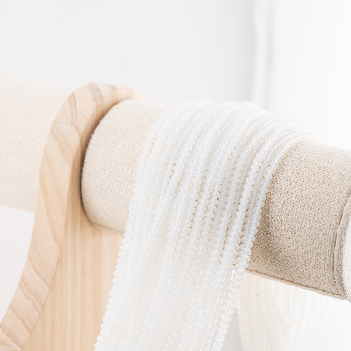 Perline Di Cristalli Rondelle Sfaccettate 3x2mm 10 FILI Su Filo Di Cotone Pronti all'uso Bianco Opale-RONDELLE 3x2mm | Worldofjewel.com