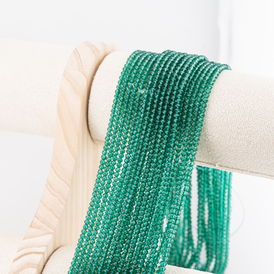 Perline Di Cristalli Rondelle Sfaccettate 3x2mm 10 FILI Su Filo Di Cotone Pronti all'uso Verde Foresta Trasparente-RONDELLE 3x2mm | Worldofjewel.com