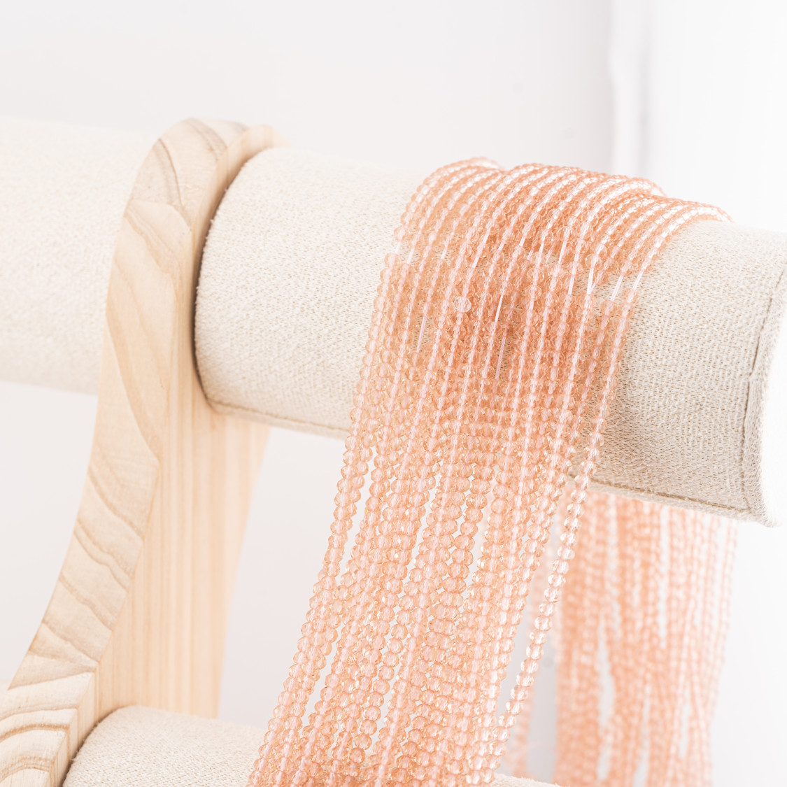 Perline Di Cristalli Rondelle Sfaccettate 3x2mm 10 FILI Su Filo Di Cotone Pronti all'uso Rosa Chiaro Trasparente-RONDELLE 3x2mm | Worldofjewel.com