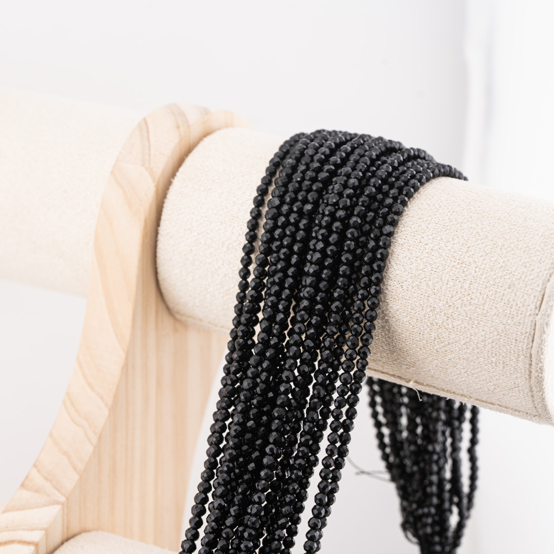 Perline Di Cristalli Rondelle Sfaccettate 3x2mm 10 FILI Su Filo Di Cotone Pronti all'uso Nero-RONDELLE 3x2mm | Worldofjewel.com