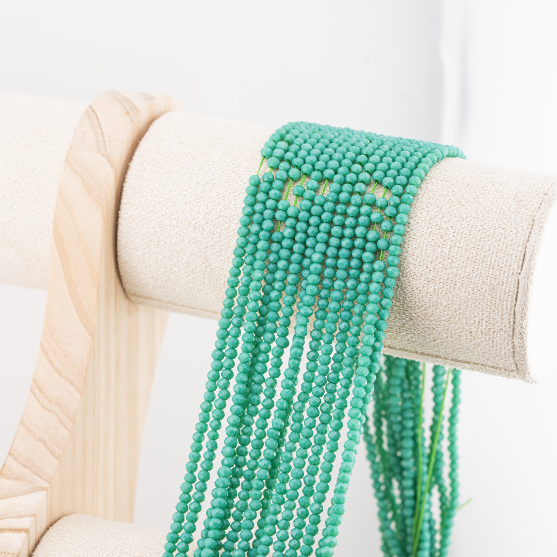 Perline Di Cristalli Rondelle Sfaccettate 3x2mm 10 FILI Su Filo Di Cotone Pronti all'uso Verde Smeraldo-RONDELLE 3x2mm | Worldofjewel.com