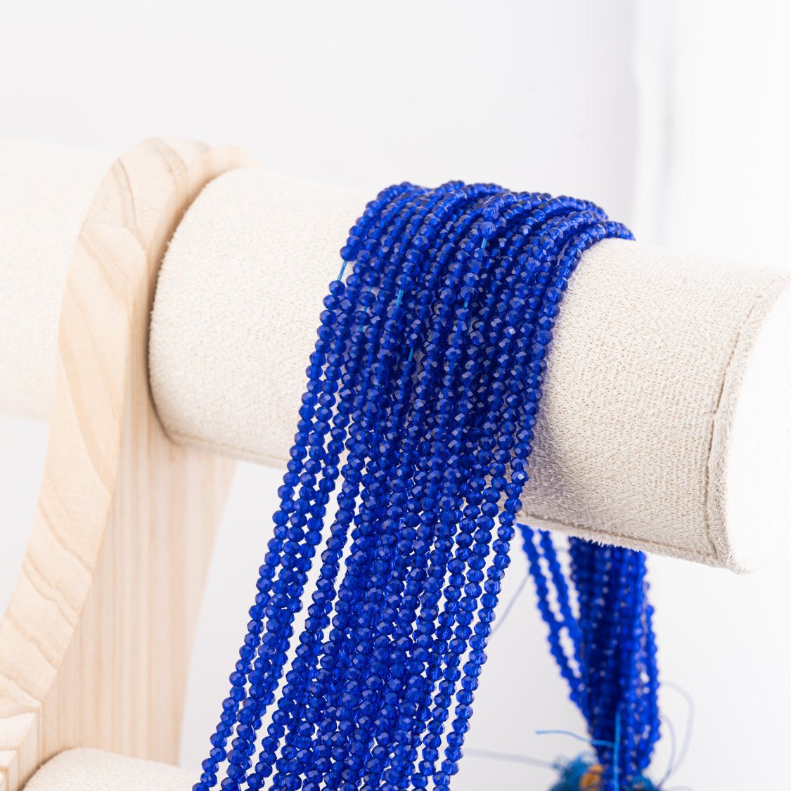 Perline Di Cristalli Rondelle Sfaccettate 3x2mm 10 FILI Su Filo Di Cotone Pronti all'uso Blu Lapis Trasparente-RONDELLE 3x2mm | Worldofjewel.com