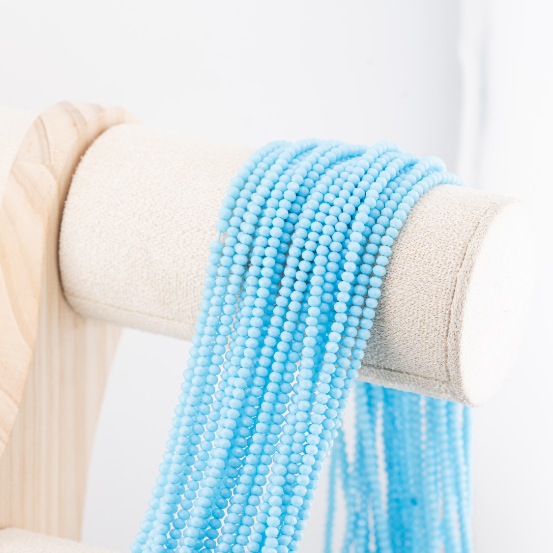 Perline Di Cristalli Rondelle Sfaccettate 3x2mm 10 FILI Su Filo Di Cotone Pronti all'uso Azzurro-RONDELLE 3x2mm | Worldofjewel.com