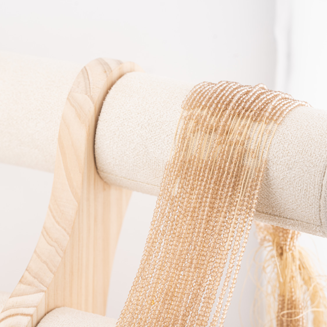 Perline Di Cristalli Rondelle Sfaccettate 3x2mm 10 FILI Su Filo Di Cotone Pronti all'uso Champagne Trasparente-RONDELLE 3x2mm | Worldofjewel.com