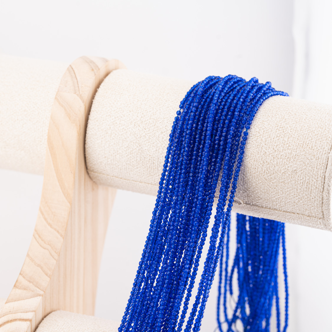 Perline Di Cristalli Rondelle Sfaccettate 3x2mm 10 FILI Su Filo Di Cotone Pronti all'uso Blu Scuro Trasparente-RONDELLE 3x2mm | Worldofjewel.com