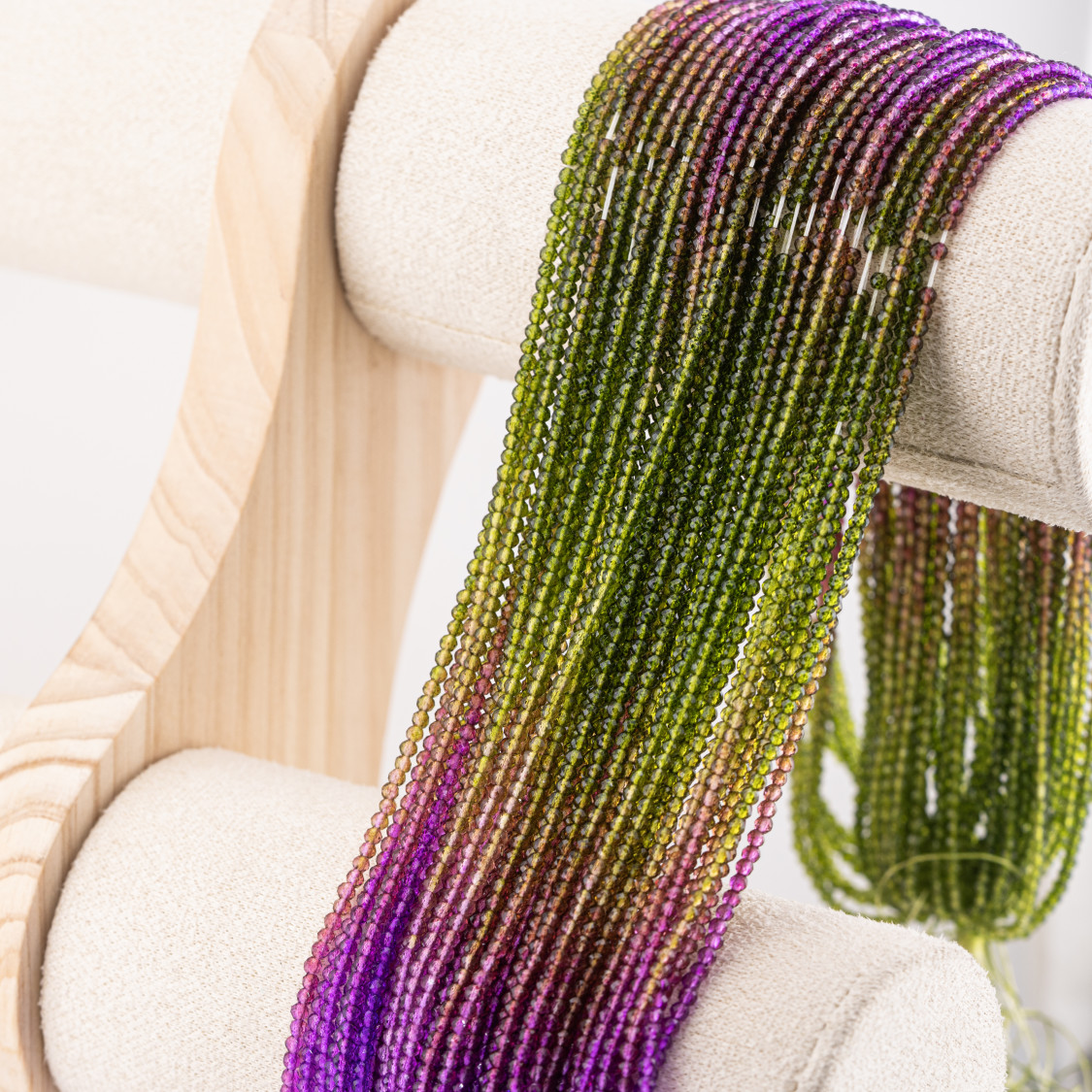 Perline Di Cristalli Rondelle Sfaccettate 3x2mm 10 FILI Su Filo Di Cotone Pronti all'uso-RONDELLE 3x2mm | Worldofjewel.com