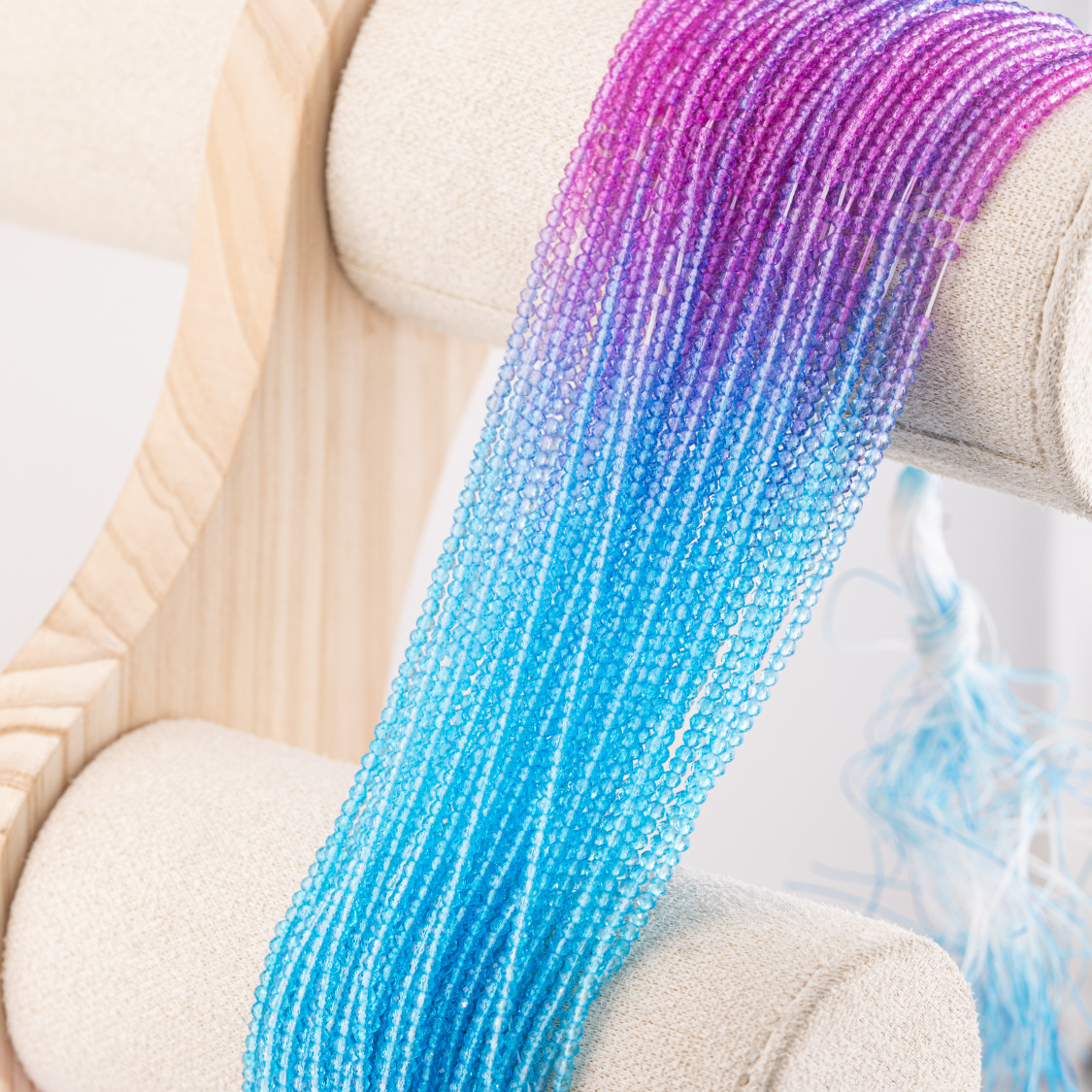 Perline Di Cristalli Rondelle Sfaccettate 3x2mm 10 FILI Su Filo Di Cotone Pronti all'uso Gradiente Viola e Azzurro-RONDELLE 3x2mm | Worldofjewel.com