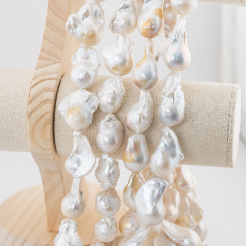 Drop-Shaped Baroque River Pearls (NHA) 110-120gr White