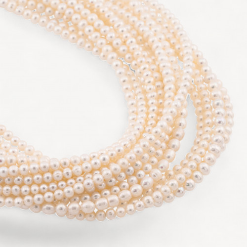 River Pearls Mikroperlen, halbrund, A+, 4,0–4 mm, weiß