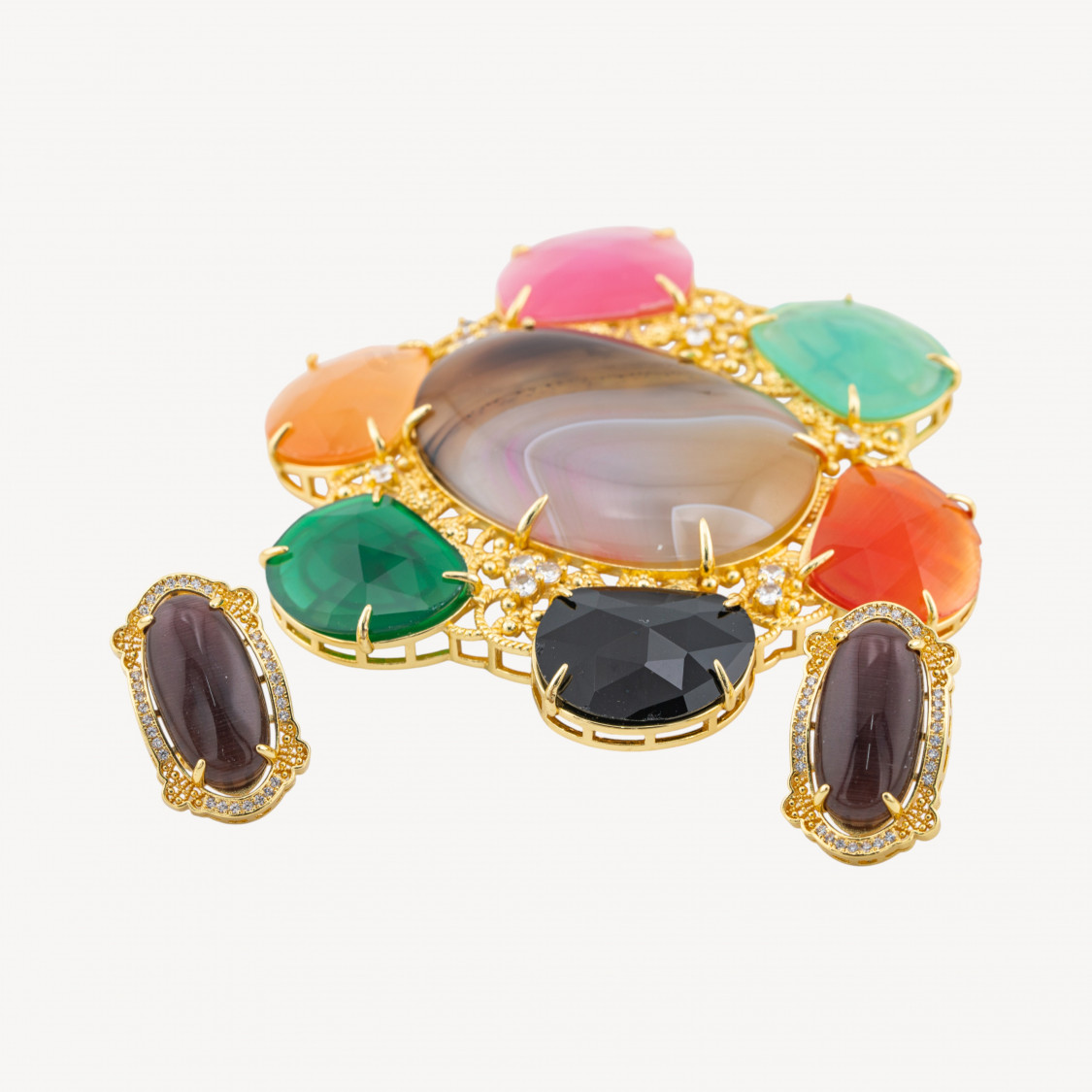 Componente Centrale Di Bronzo Con Perline, Pietre Dure Dorate Completo Di Orecchini-COMPONENTI DI PIETRE DURE | Worldofjewel.com