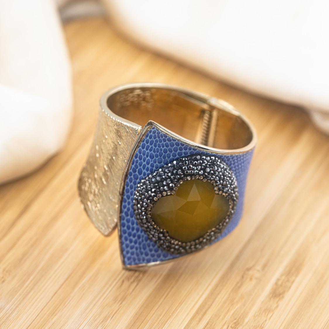 Rhodiniertes Bronzearmband mit Steinen und Markasit MOD.580-Schmuckarmbänder | Worldofjewel.com