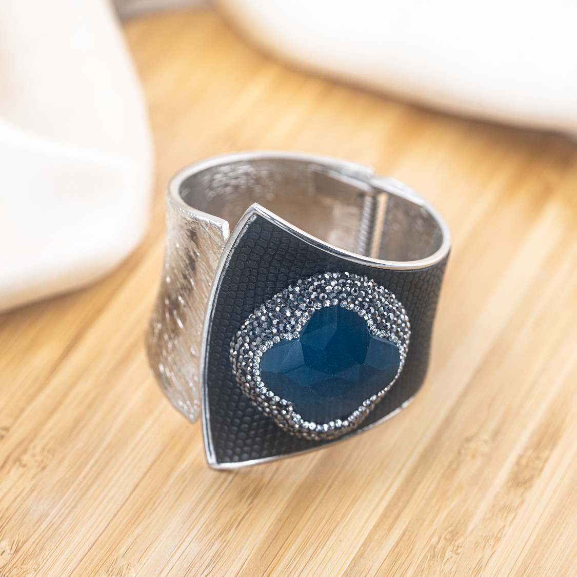 Bracciale in Bronzo Con Pietre e Marcasite Rodiato MOD.620-BRACCIALI BIJOUX | Worldofjewel.com