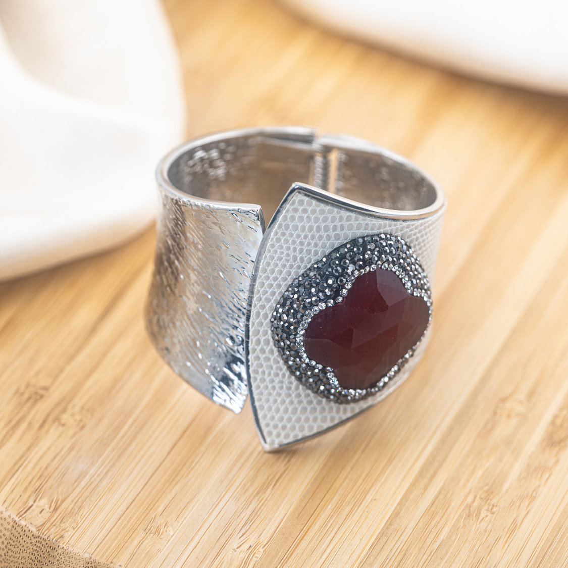 Bracciale in Bronzo Con Pietre e Marcasite Rodiato MOD.645-BRACCIALI BIJOUX | Worldofjewel.com