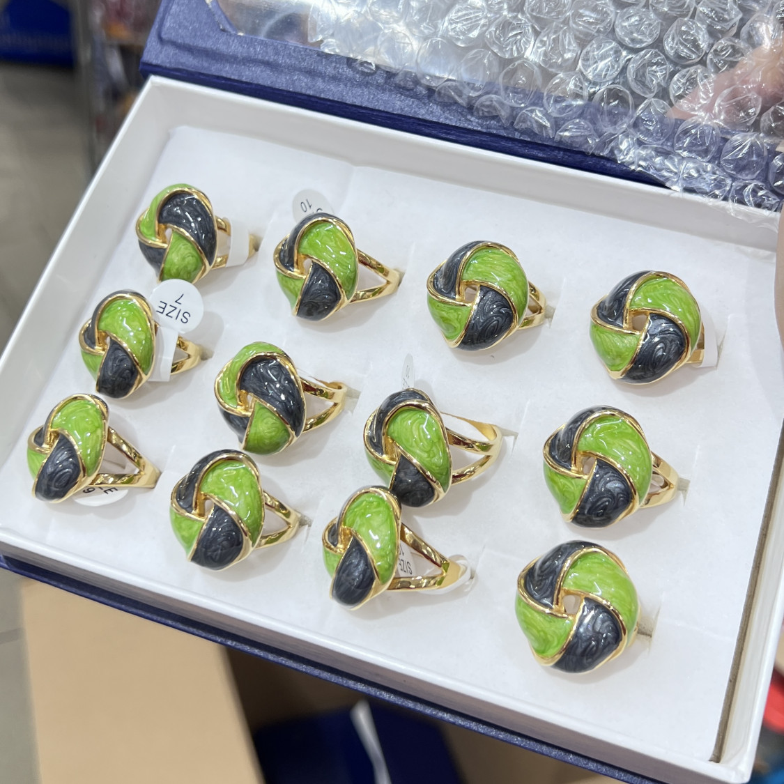 Anelli Bijoux in Acciaio Inossidabile Confezione da 12pz MOD.353-JEWELRY RINGS | Worldofjewel.com