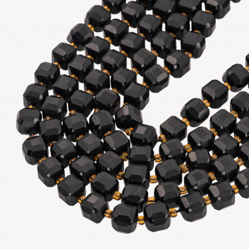 Jade de corte duro en forma de cubo facetado negro de 10 mm