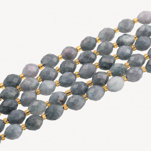 Jade olive taillé dur facetté 8x10mm, jade gris