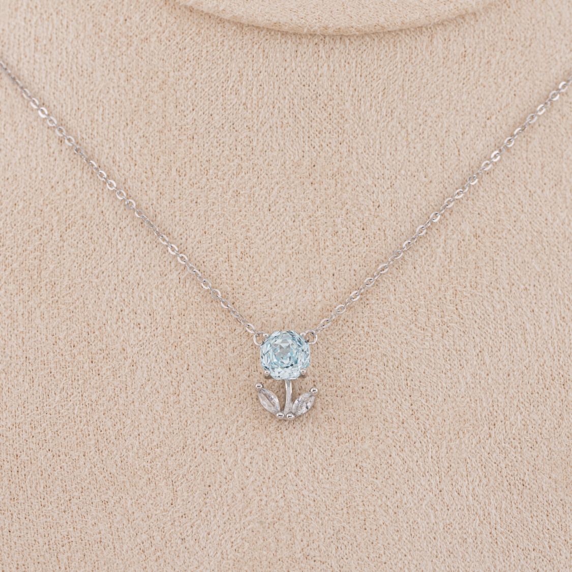 Collana Gioiello In Argento 925 Con Pendente Corindone Sintetico Rosa Blu Rodiato YX04363-COLLANE IN MOISSANITE E ARGENTO 925 | Worldofjewel.com