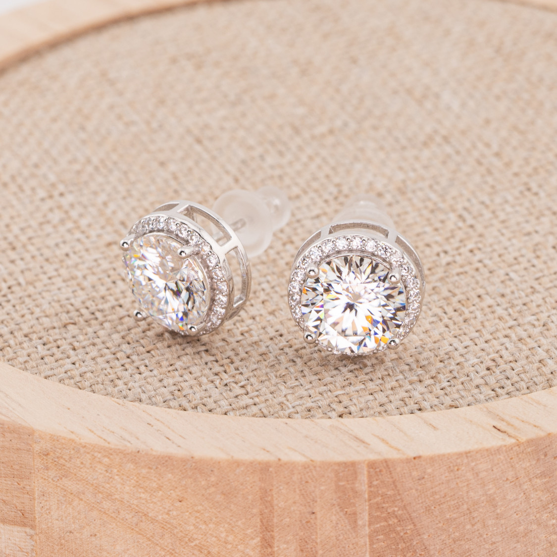 Orecchini Gioiello In Argento 925 Con Moissanite Incastonato Taglio Brillante Bianco Rodiato MR-0329W-ORECCHINI CON MOISSANITE E ARGENTO 925 | Worldofjewel.com