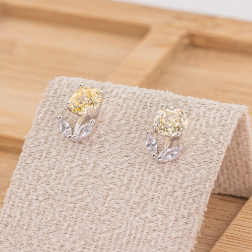 DES BOUCLES D'OREILLES | Worldofjewel.com