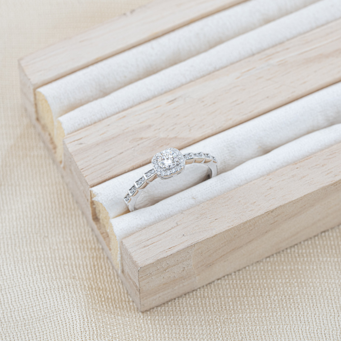 Anello In Argento 925 e Moissanite MOD.0159-ANILLOS DE MOISSANITA Y PLATA 925 | Worldofjewel.com