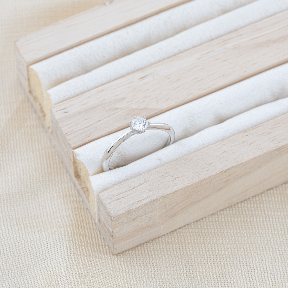 Anello In Argento 925 e Moissanite MOD.0283-ANILLOS DE MOISSANITA Y PLATA 925 | Worldofjewel.com