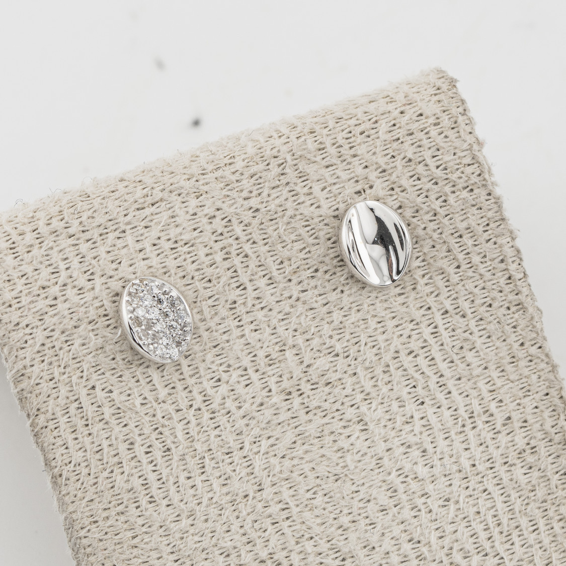 Orecchini In Argento 925 Chicchi di Caffe'-ORECCHINI CON MOISSANITE E ARGENTO 925 | Worldofjewel.com