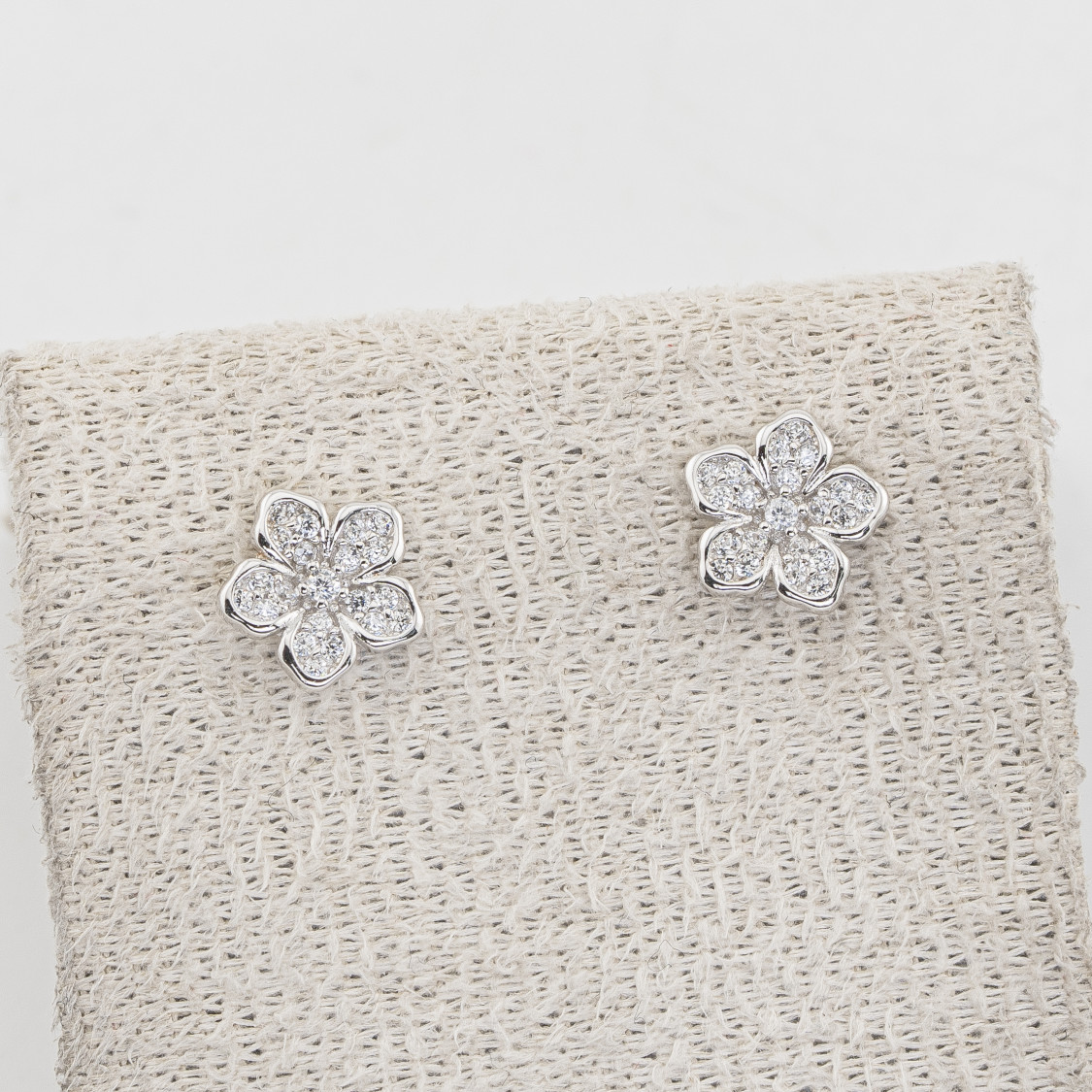 Orecchini In Argento 925 Fiori-ORECCHINI CON MOISSANITE E ARGENTO 925 | Worldofjewel.com