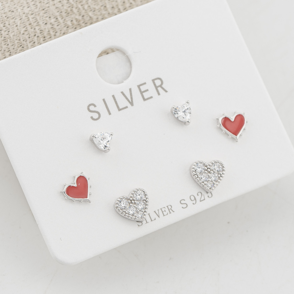 Orecchini In Argento 925 Tre Coppie con Punti Luce e Cuori-ORECCHINI CON MOISSANITE E ARGENTO 925 | Worldofjewel.com