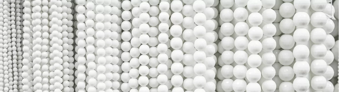 WHITE AGATE