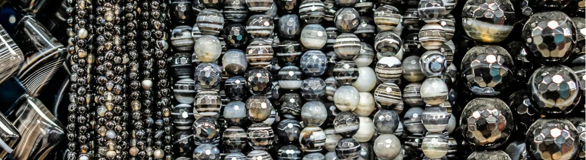 STRIPED BLACK AGATE