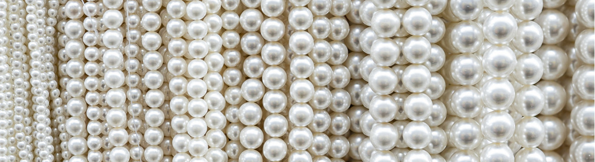 WHITE PEARLS